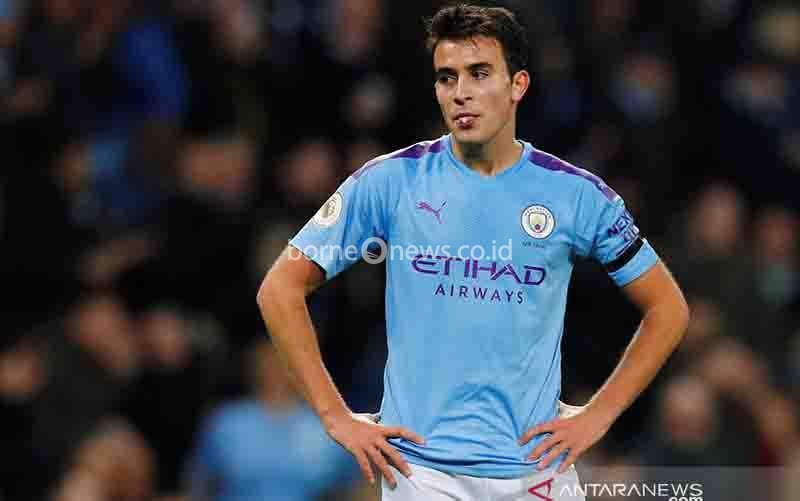 Dua Capres Barcelona Tak Inginkan Eric Garcia