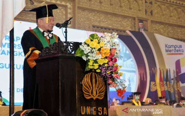 Ketua DPD: Kaji Ulang Rencana Penghapusan Guru dari Formasi CPNS