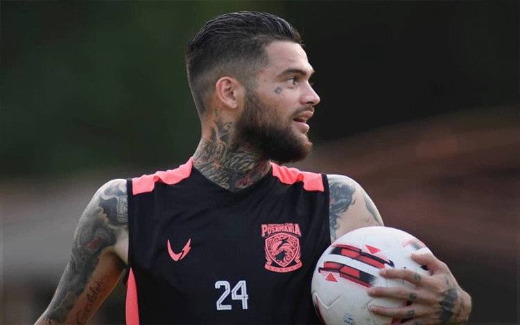 Diego Michiels Perpanjang Kontrak dengan Borneo FC hingga 2023