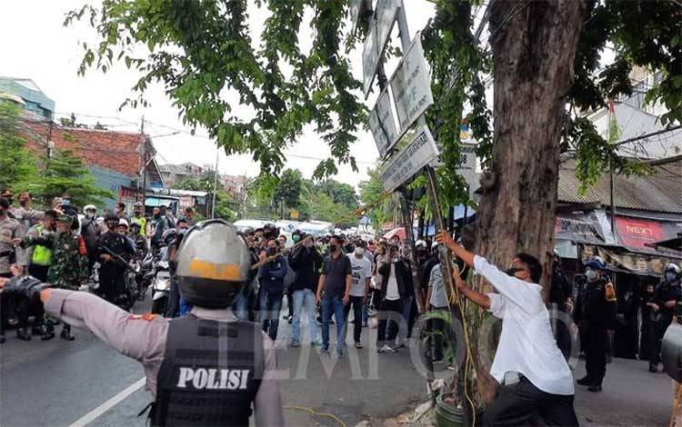 Menteri Tjahjo Jelaskan Alasan akan Terbitkan Larangan PNS Terlibat FPI