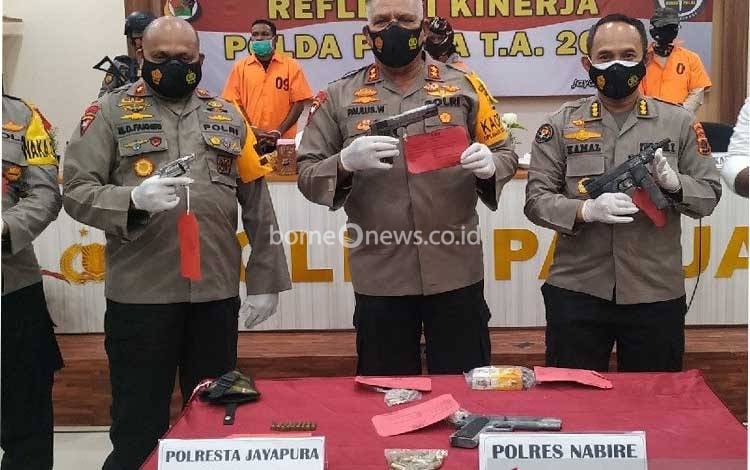 Kapolda Papua Ungkap Peran ASN Penyelundup Senpi di Nabire
