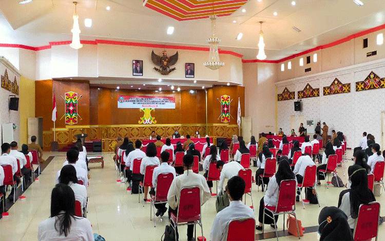 Bupati Murung Raya Beri Pembekalan 77 CPNS Sebelum Bertugas