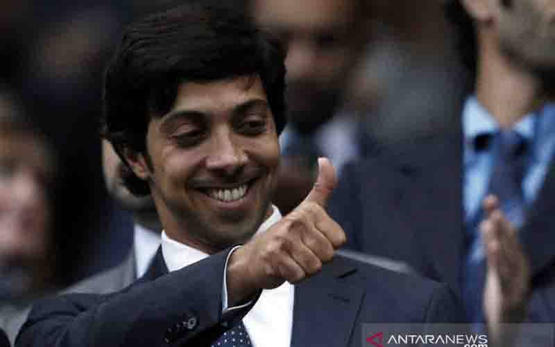 Pemilik Manchester City Beli Trofi Piala FA