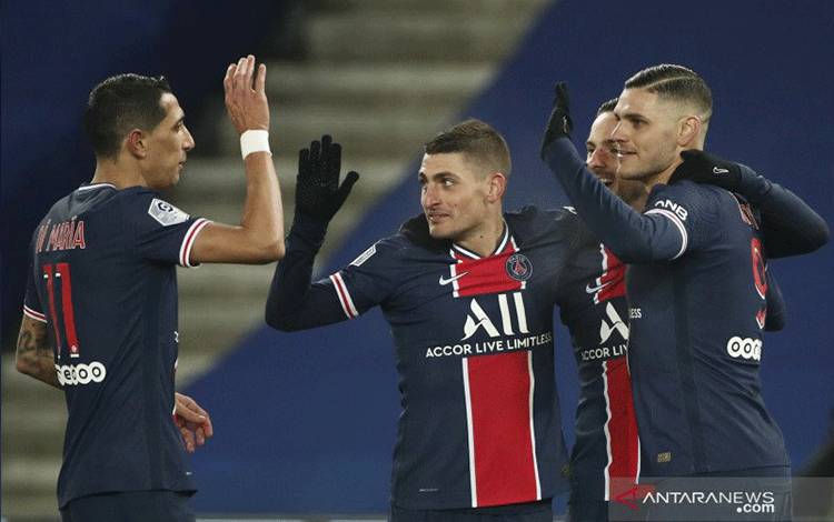 PSG Lumat Brest 3-0, Tempel Ketat Lyon