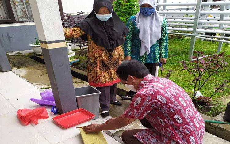 DKP Beri Bantuan Instalasi Hidroponik