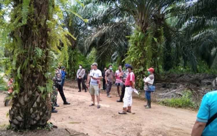 Pemkab Murung Raya Bersama DPRD Fasilitasi Mediasi Sangketa Lahan dengan PT MGM di Penda Siron