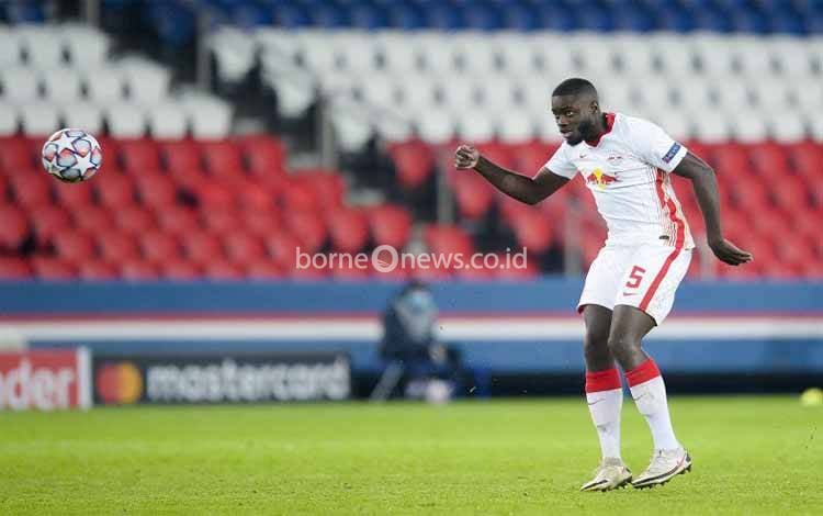 Chelsea Bersaing dengan MU dan Liverpool Incar Upamecano