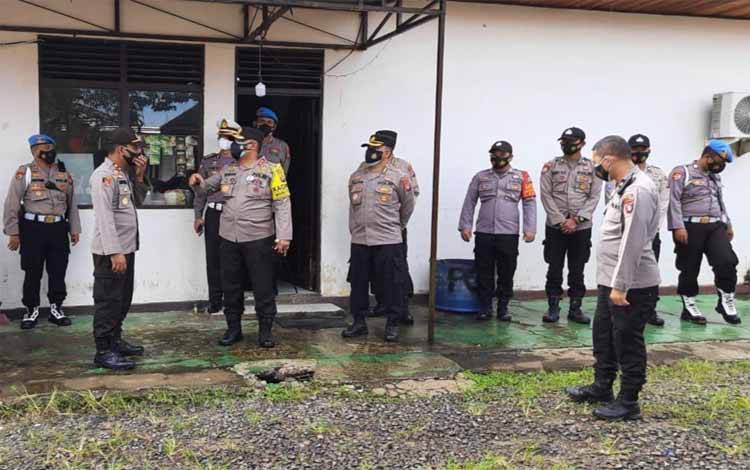 Kapolda Kalteng Irjen Dedi Prasetyo berkunjung ke Polsek Pematang Karau