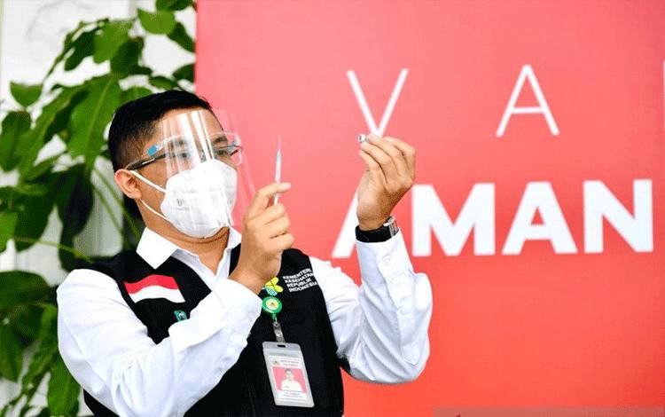 Menteri-tokoh-artis hingga buruh divaksin perdana bareng Presiden (Biro Pers Setpres)