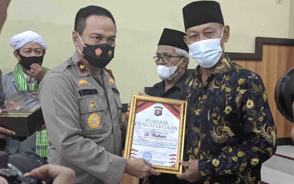 Wakapolda Kalteng Silaturahmi Dengan Tokoh Agama di Kotim