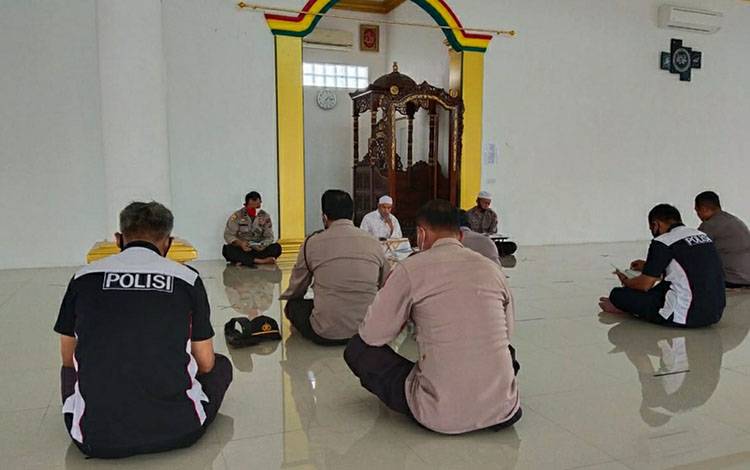 Polres Kapuas Lakukan Pembinaan Rohani dan Mental, Ini Tujuannya