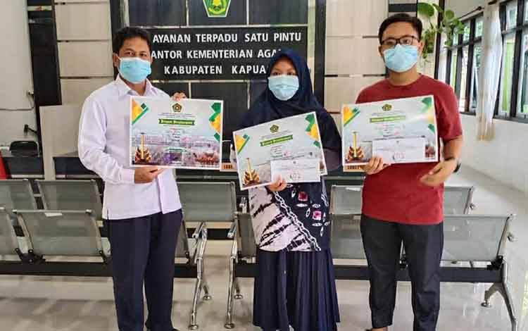 Tiga Siswa MAN Kapuas Raih Juara di Lomba HAB Kemenag