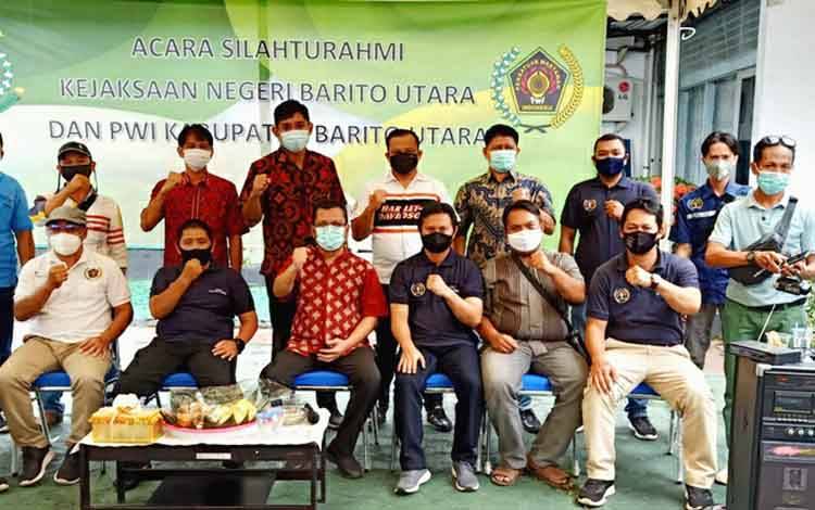Kejaksaan Negeri Barito Utara Silaturahmi dengan PWI