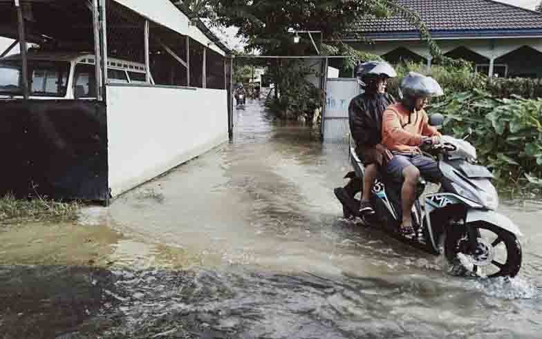Hari ke Empat Banjir di Banjarmasin, Tinggi Air Belum Surut