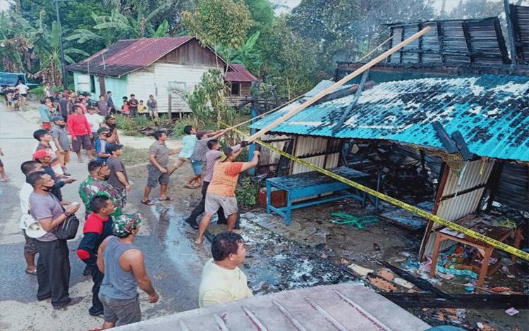 Kabakaran Rumah di Kelurahan Tewah