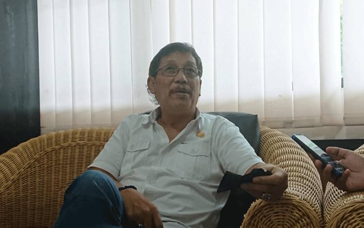 Kepala Kesbangpol Kalteng Ingatkan Pentingnya Bela Negara