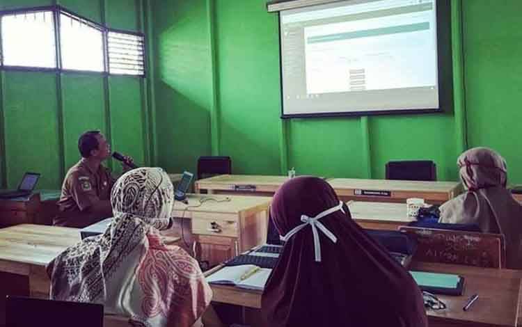 MTsN 2 Kapuas Segera Implementasikan Penggunaan Aplikasi Seika