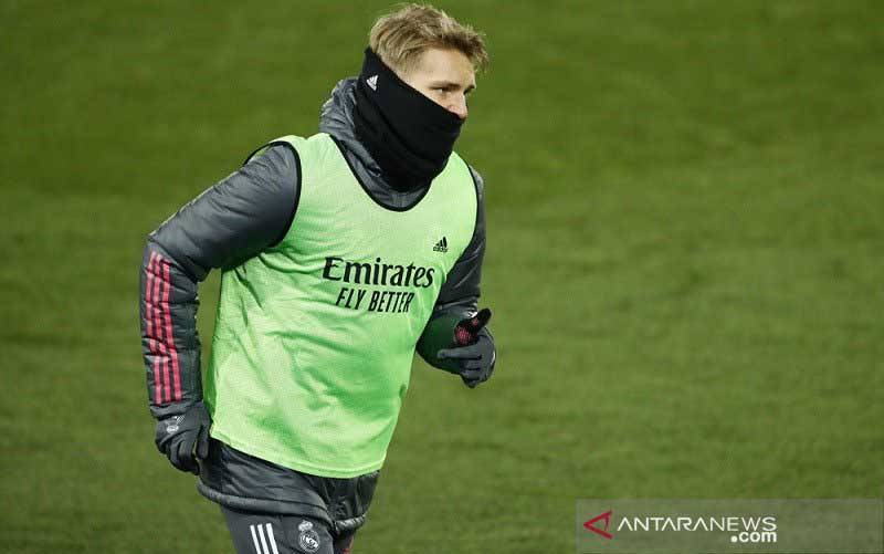 Arsenal Ingin Pinjam Martin Odegaard dari Real Madrid
