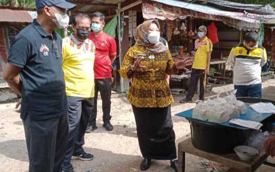 Bupati Kobar?Tinjau Lokasi Pasar Sungai Bulin Kelurahan Mendawai