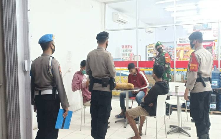 Operasi Yustisi: Polres Kapuas Masih Temukan Warga Tidak Gunakan Masker