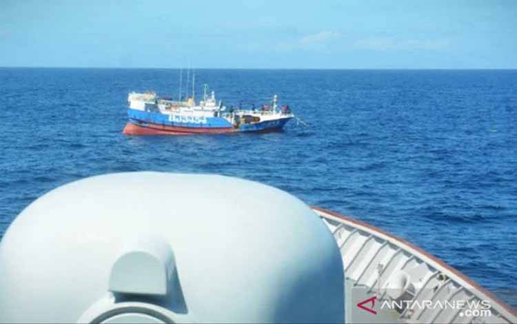 TNI AL Tangkap Kapal Taiwan di Laut Natuna Utara
