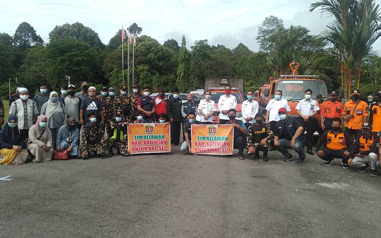 Bupati Katingan Lepas 47 Relawan Bantu Pulihkan Bencana Banjir di Kabupaten HST Kalsel