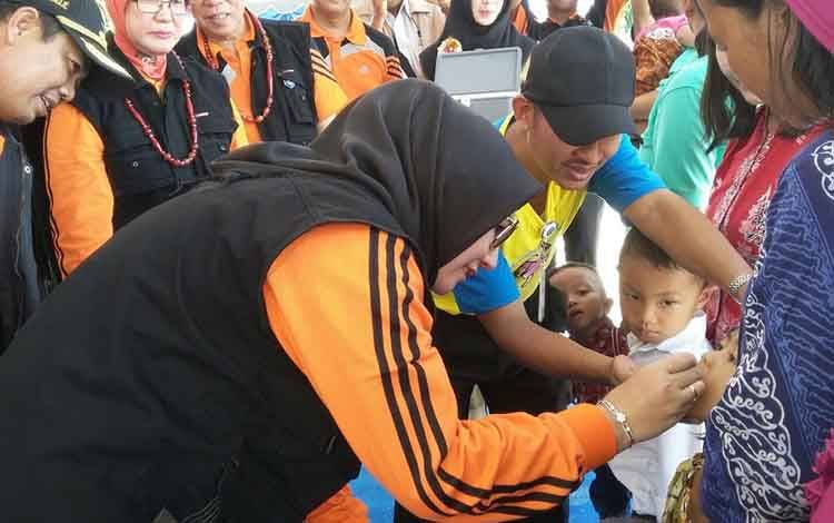 Pelaksanaan kegiatan imunisasi kesehatan