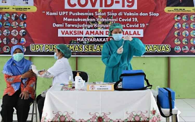 Kapuas Mulai Vaksinasi Covid-19 Perdana Bagi Tenaga Kesehatan Hari Ini