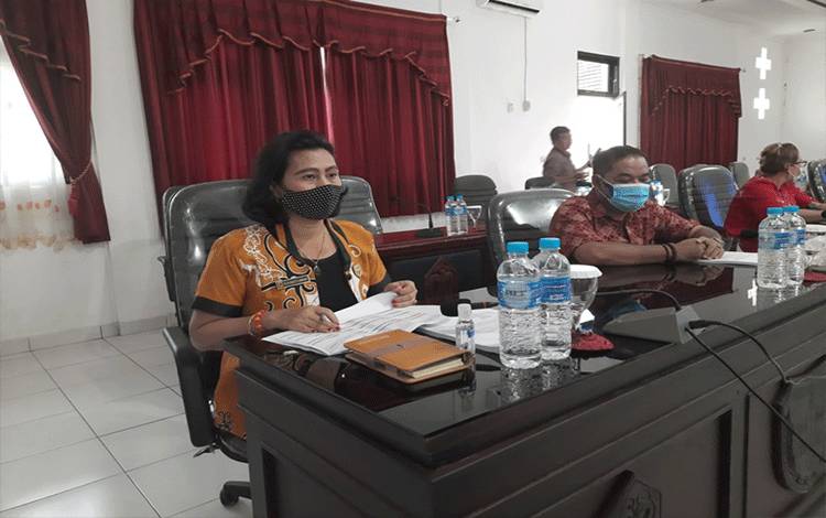 Anggota DPRD Gunung Mas Berharap BLT DD Tepat Sasaran