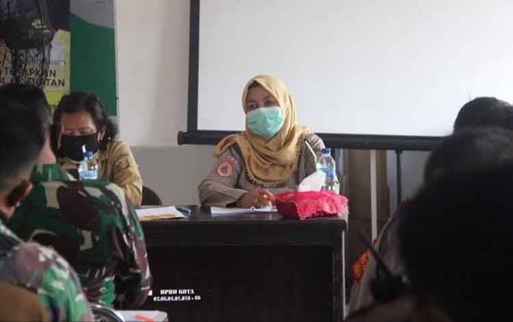 Satgas Covid-19 Palangka Raya saat rapat evaluasi PPKM, Senin 1 Februari 2021