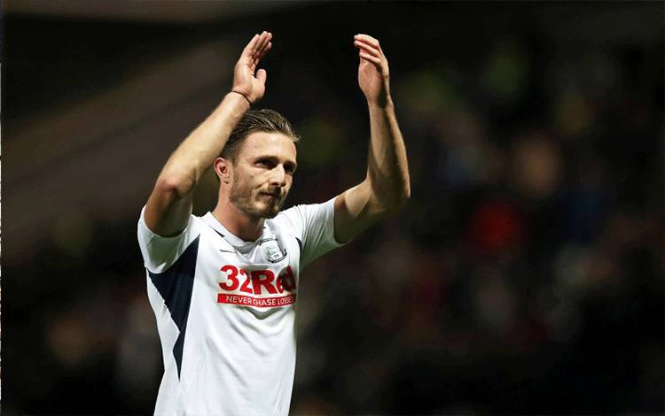 Liverpool Boyong Davies dari Preston untuk Atasi Krisis Bek