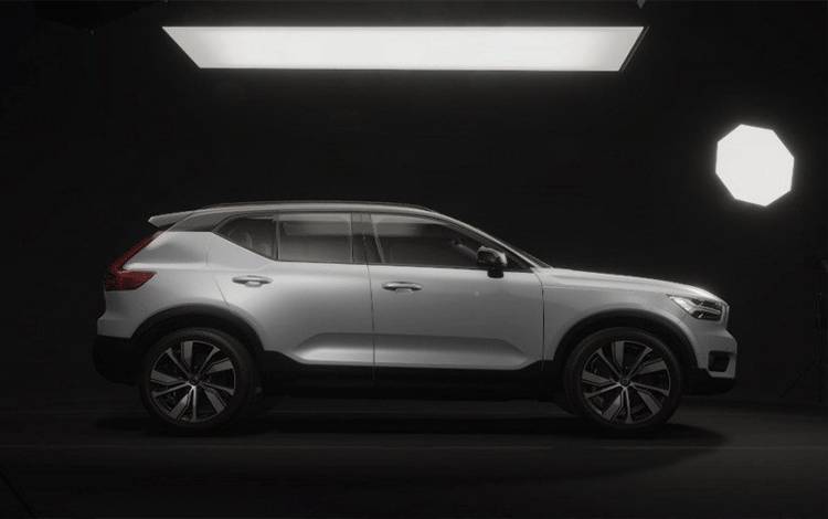 Semua Mobil Volvo Berpenggerak Listrik pada 2030