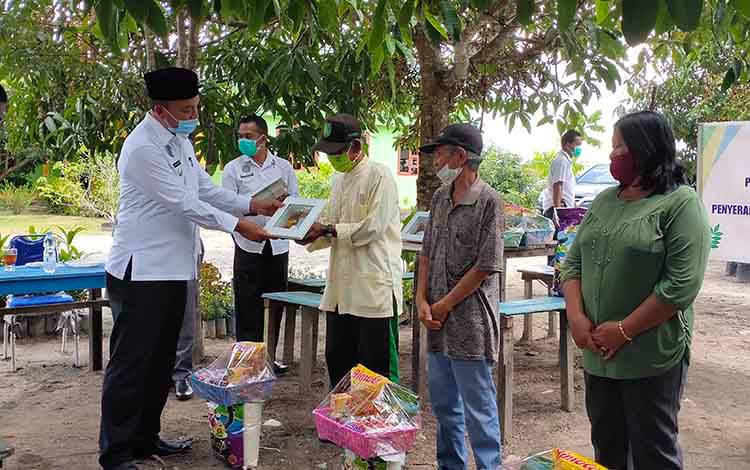Masyarakat Sukamara Diminta Buang Sampah ke TPS Kawasan