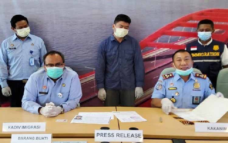 Kantor Imigrasi Jayapura Tahan WN Cina karena 10 Tahun Tanpa Dokumen
