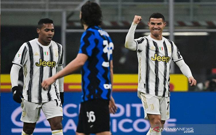 Ronaldo Bawa Juventus Menangkan Leg Pertama Semifinal