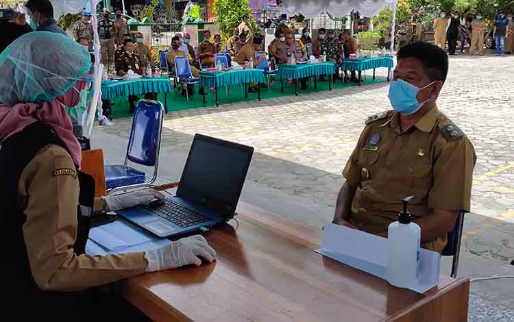 Wabup Sukamara Ingatkan Prokes Tetap Dijalankan Meski Sudah Divaksin