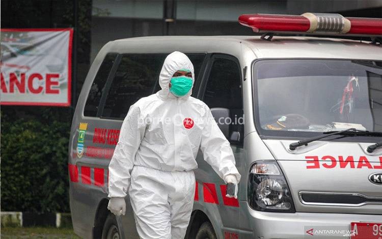Menkeu Pangkas Insentif Tenaga Kesehatan Tangani COVID 50 Persen