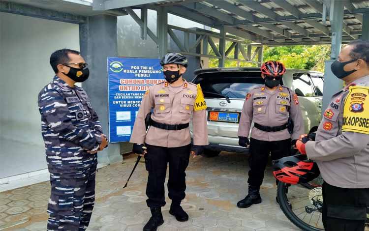 Kapolres Seruyan Sambangi Pos TNI AL Kuala Pembuang