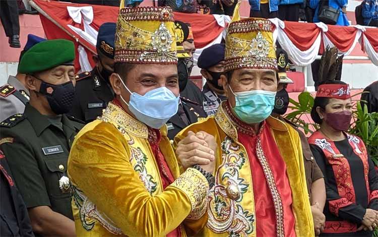 Bupati Kotim Supian Hadi bersama Wakil Bupati Taufiq Mukri