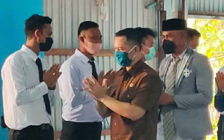 Perangkat Desa Pulau Mambulau Dilantik, Ini Pesan Camat Bataguh