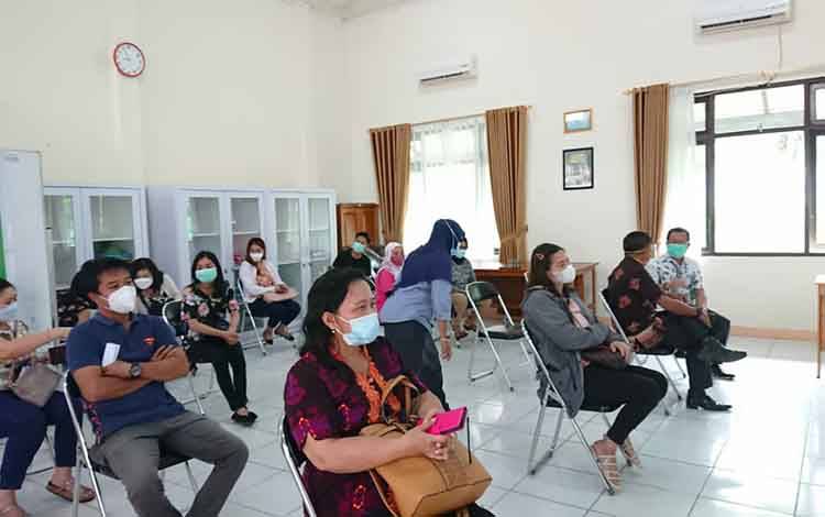 Puskesmas Menteng Terima Dua Laporan Efek Samping Vaksin Covid-19