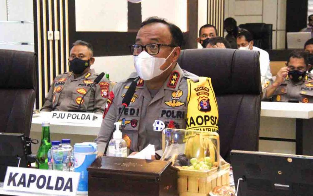 Kapolda Kalteng Irjen Dedi Prasetyo saat memimpin Rapat Koordinasi menindaklanjuti Mendagri terkait PPKM berbasis Mikro.