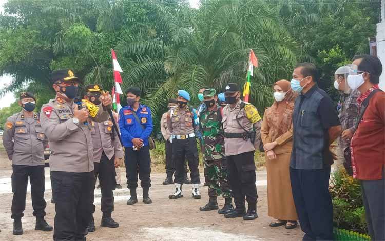 Kapolda Kalteng Launching Posko PPKM Mikro di Jalan Yos Sudarso V