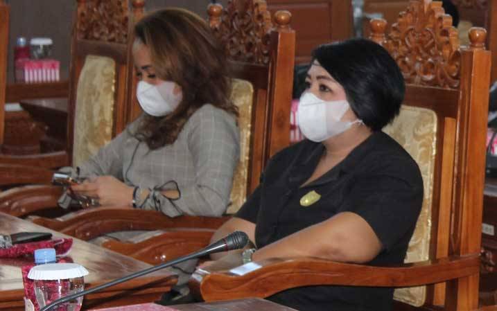 Srikandi DPRD Gunung Mas ini Bangga Ada Perempuan Jadi Ketua RT