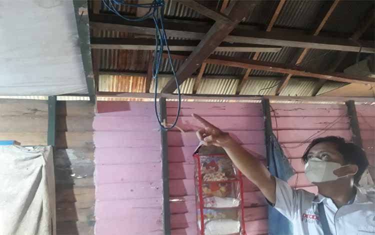Pemuda Desa Sungai Undang Akhiri Hidup dengan Gantung Diri