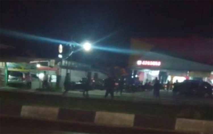 Pengunjung Karaoke Nav Palangka Raya Terlibat Perkelahian