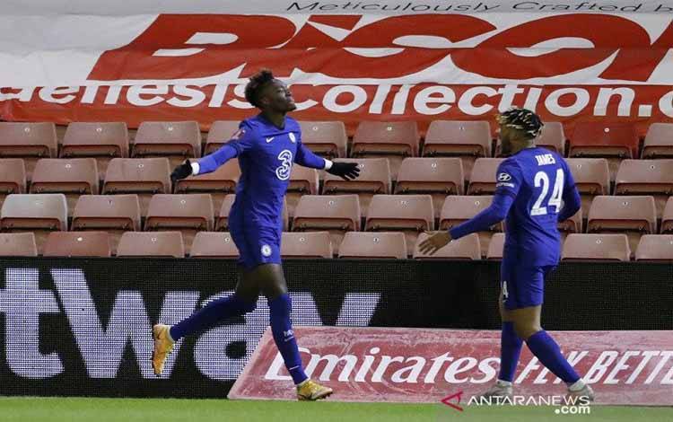 Tammy Abraham Antar Chelsea Melaju ke Perempat Final Piala FA