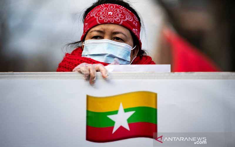 Penyidik HAM PBB Serukan Penjatuhan Sanksi Bagi Myanmar