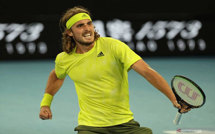 Tsitsipas Melaju ke Babak Keempat dengan Kemenangan Mudah atas Ymer