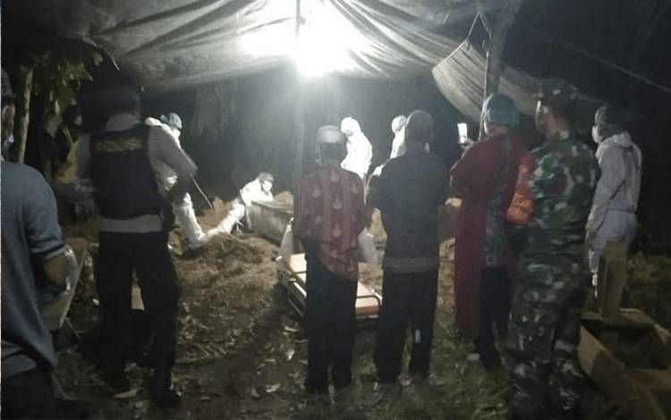 Koramil 1014 - 03 Kolan?Turut Amankan Proses Pemakaman Jenazah Terkonfirmasi Covid-19